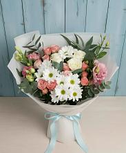 Букет цветов из:  Розы, Лизиантусы и Хризантемы #REPLACE_PRED# Лисках