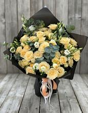 Букет цветов из:  Розы и Лизиантусы #REPLACE_PRED# Лисках