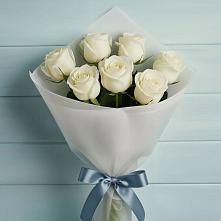 Букет 7 Белых роз Эдлесс Лав в Лисках