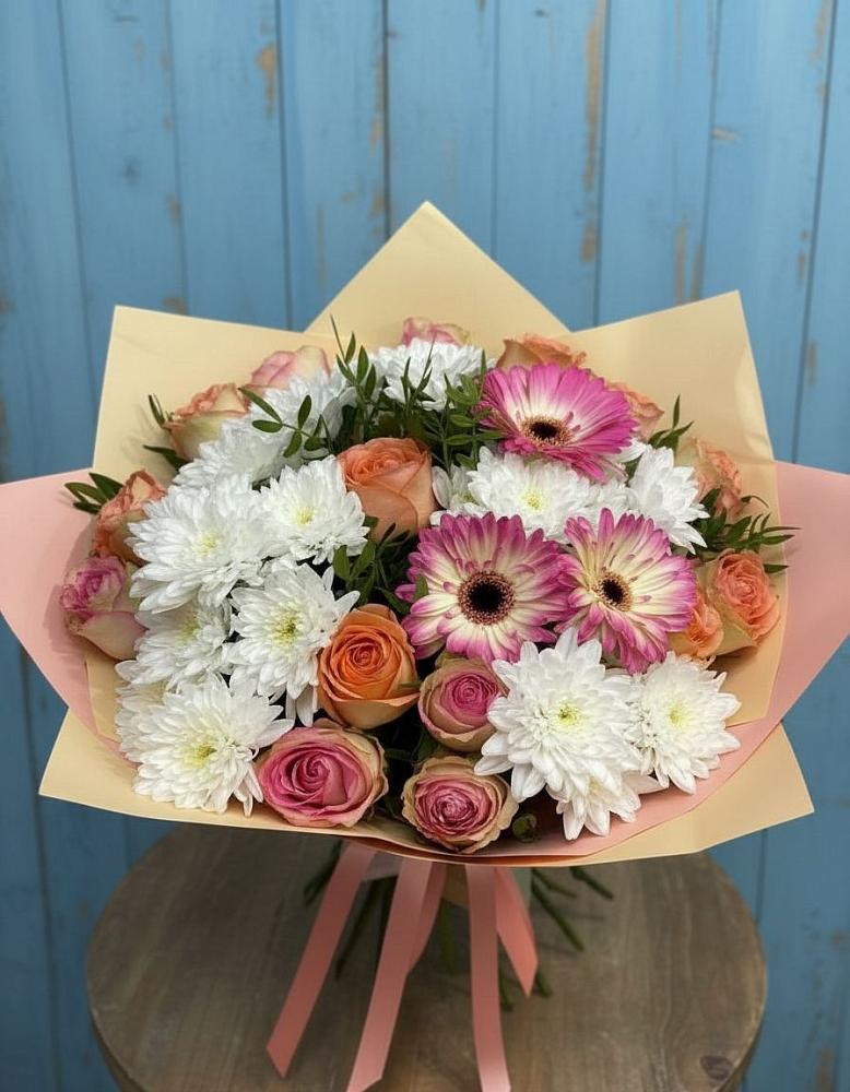 Букет цветов из: Розы, Герберы и Хризантемы в Лисках