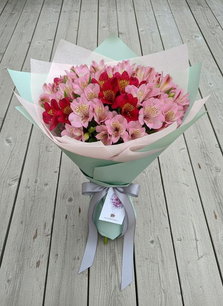Букет цветов из: Альстромерии в Лисках