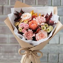 Букет цветов из:  Гвоздики, Хризантемы и Розы в Лисках