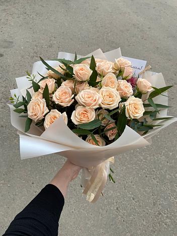 Букет Кремовые розы Латте в Лисках