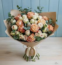 Букет цветов из:  Альстромерии и Розы в Лисках